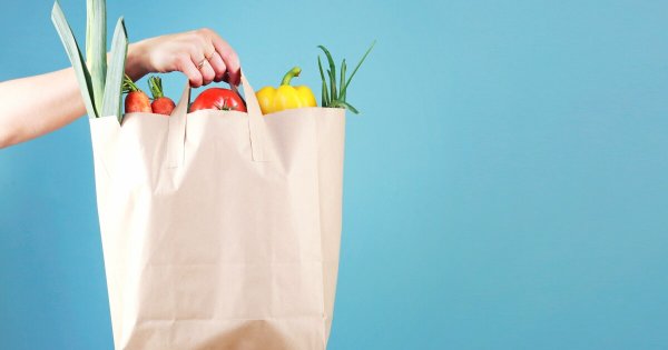 This cheap, strong paper bag can be reused, then turned into biofuel