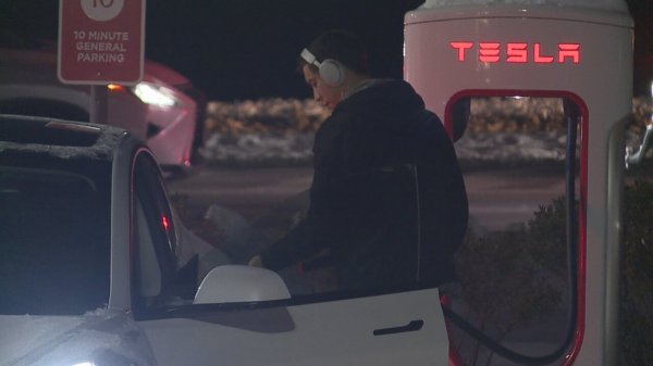 Cold weather causes challenges for electric vehicle owners