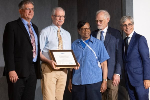 Doug Werner receives research award from Antennas and Propagation Society   | Penn State Engineering