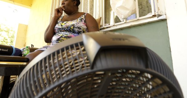 As Earth warms, air conditioning use could exceed power supply in next decade