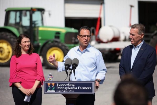 Gov. Josh Shapiro visits Penn State to promote grants funding sustainable farming