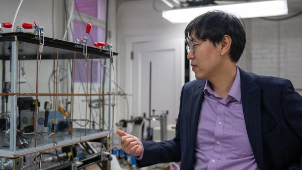 Humans play role in reactions that impact indoor air quality, research finds | Penn State University