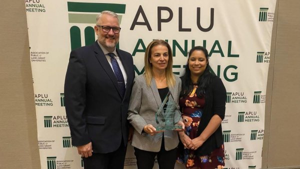 Latinx Agricultural Network earns national award for uplifting Latino community | Penn State University