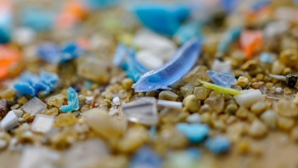 Microplastics may increase riverbed sediment movement, erosion | Penn State University