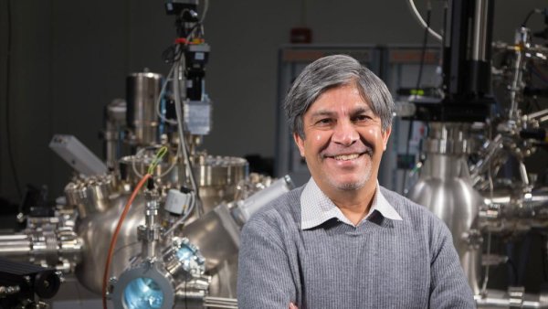 Samarth named Verne M. Willaman Professor of Physics | Penn State University