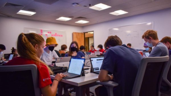Summer workshops focus on artificial intelligence in science  | Penn State University