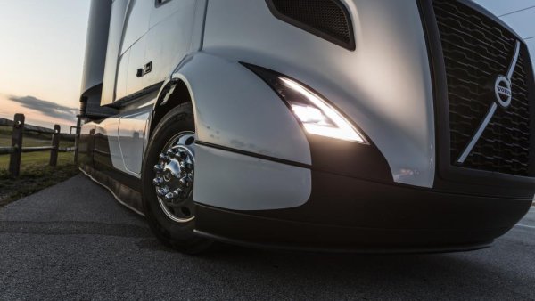 Volvo partnership pays off in SuperTruck collaborative effort | Penn State University
