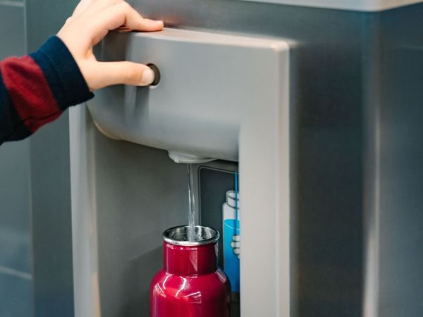 Study: Water bottle filling stations could impact children’s health, weight