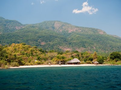 image of lake tanganyika