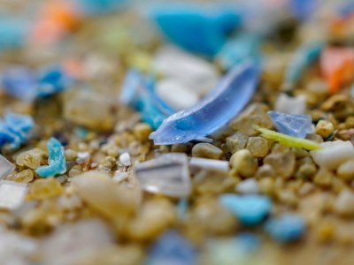 Microplastics may increase riverbed sediment movement, erosion | Penn State University