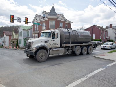 Should Toxic Wastewater From Gas Drilling Be Spread on Pennsylvania Roads as a Dust and Snow Suppressant? - Inside Climate News