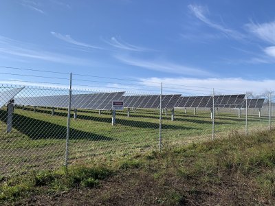 Solar companies are eyeing Pa. farmland. A legislative agency is looking at ways communities can prepare | StateImpact Pennsylvania